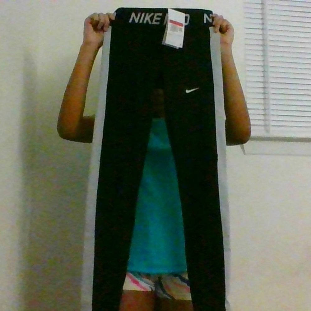 Brand New ! Black Nike Pros